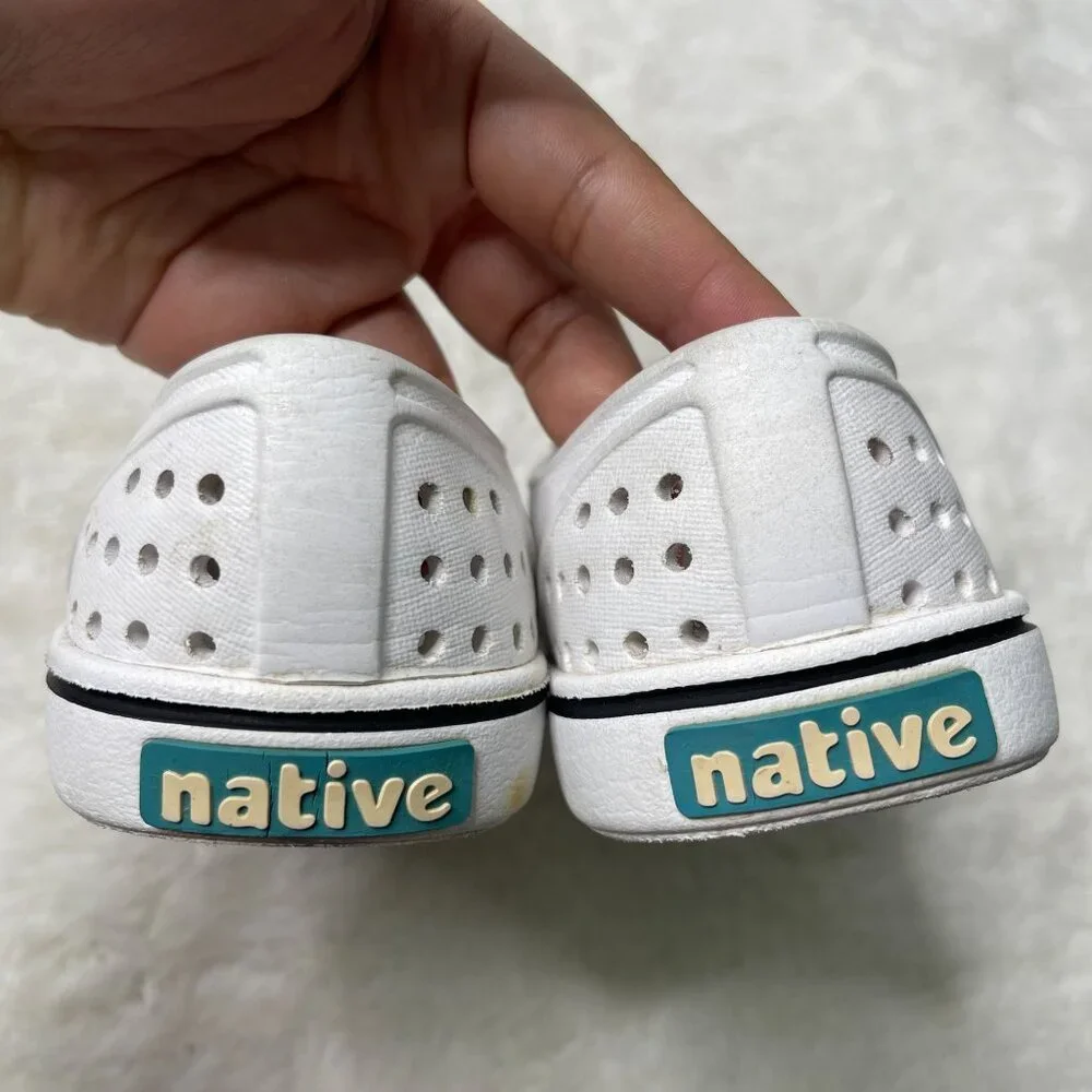Native Kids White Miles EVA Foam Slip-On Sneakers Shoes Size 1